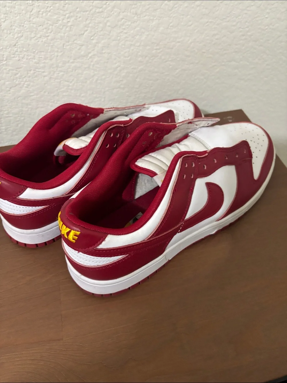 Nike classic low
